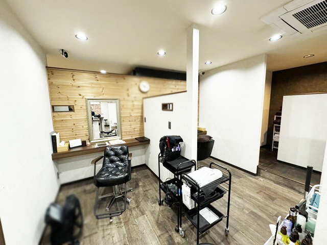 【約120万円で開業可能！】野幌エリア 1階約31坪 美容室居抜き物件！ : 野幌エリア1階路面30坪美容室居抜き！