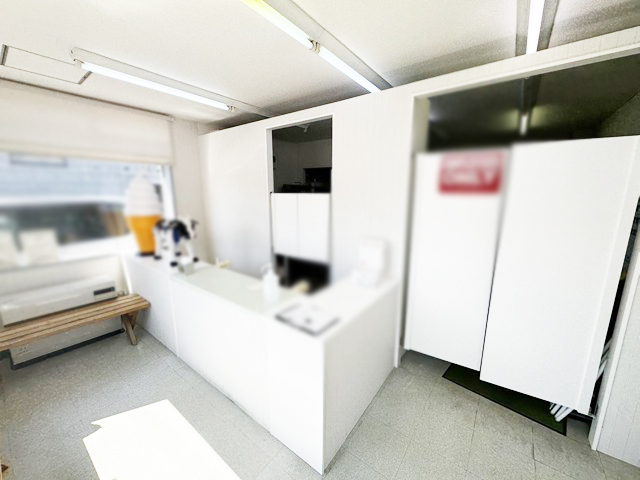 丘珠空港通沿い1階路面店 物件取得費用概算72万円 ソフトクリーム店！ : 幹線道路沿い1階路面店！