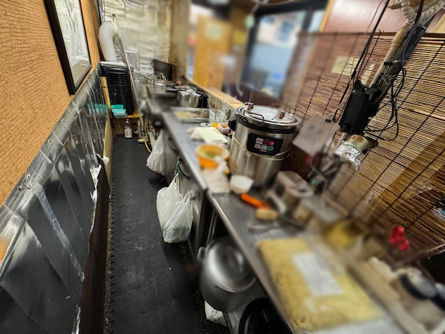 ワンオペ営業も！変動カウンターなど見どころ満載の円山8坪ラーメン店居抜き！ : 円山のラーメン居抜き！