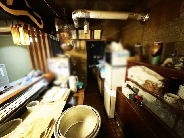  麻生エリア　地下鉄徒歩1分 譲渡金無し　約12坪すし屋居抜き物件！ : 麻生エリア地下鉄徒歩1分のすし屋居抜き！
