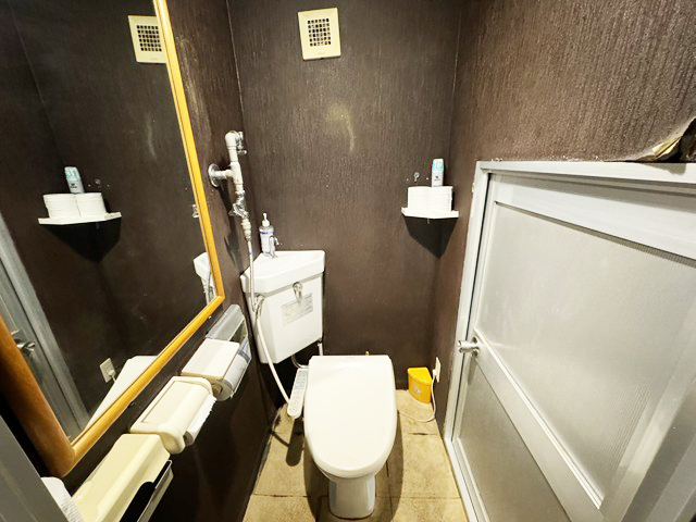 北大エリア1階路面店 人気の約8坪 飲食店居抜き物件！ : 樽川通り沿いの1階路面店！