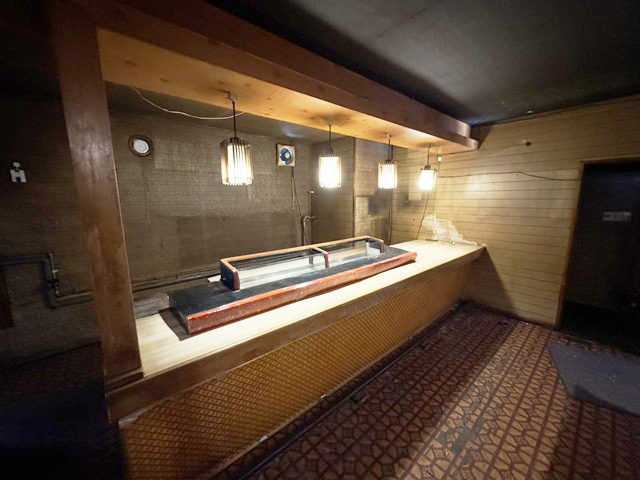  造作代金0円！　麻生駅徒歩1分　12坪飲食店居抜き！ : 麻生エリア地下鉄徒歩1分の飲食店居抜き！