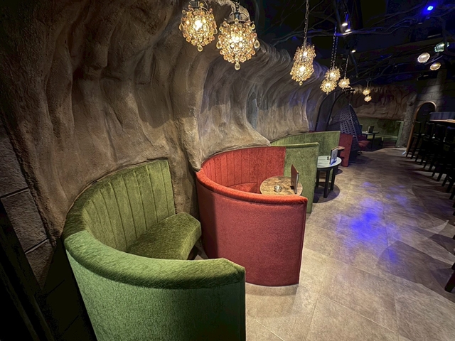 【内装グレード高】すすきのど真ん中の31坪バー居抜き！ : すすきのバー居抜き！