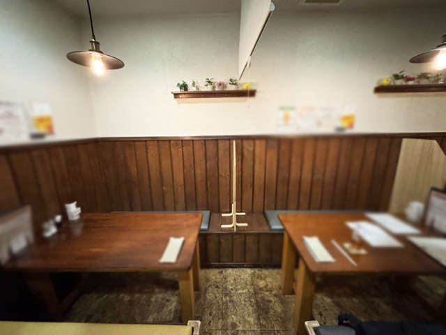 中の島エリア 地下鉄駅徒歩1分 洋食店居抜き物件！ : 内装状態、厨房状態良好！