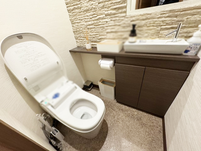 すすきのエリア中心部 5階17坪 営業中スナック居抜き物件！ : すすきのエリア スナック居抜き！