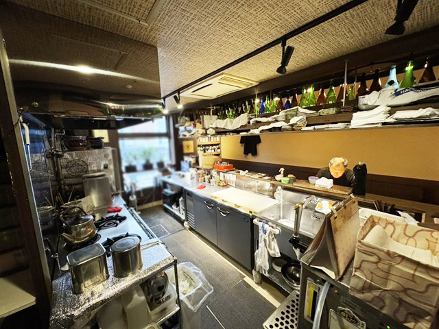 南4条エリア 36号線沿いビル　駅徒歩2分の好立地 和食居酒屋居抜き！ : 内装状態良好！