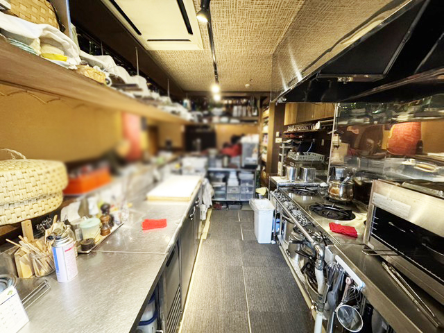 南4条エリア 36号線沿いビル　駅徒歩2分の好立地 和食居酒屋居抜き！ : 内装状態良好！