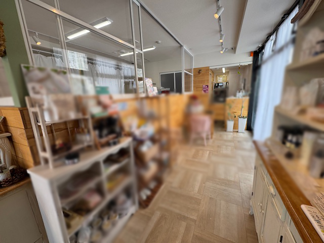 【北大前エリア】１階路面15坪の物販・美容健康・食品製造販売店居抜き！ : 北大前の路面店舗です