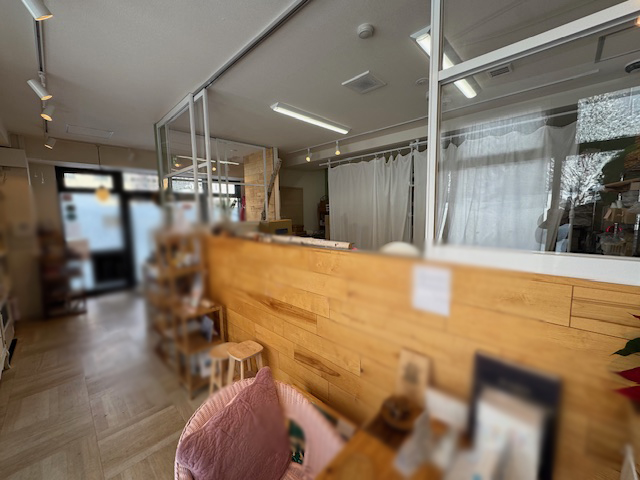 【北大前エリア】１階路面15坪の物販・美容健康・食品製造販売店居抜き！ : 北大前の路面店舗です