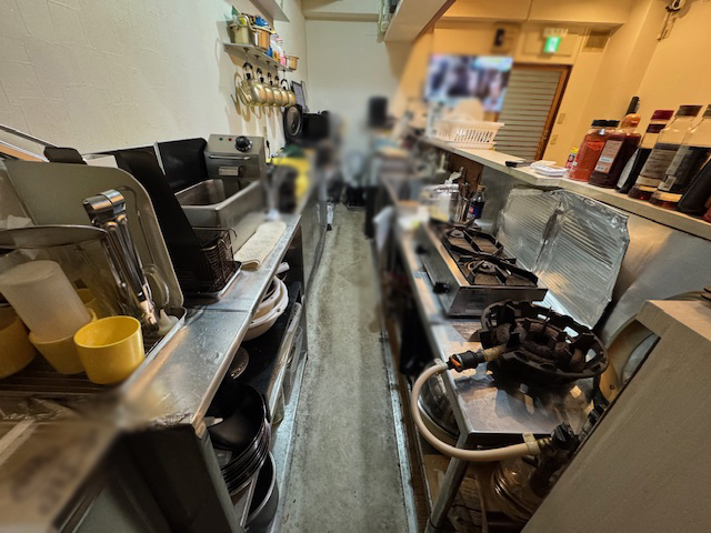  すすきの1階・9坪！一人営業に適した小箱居酒屋居抜き : すすきの1階店舗