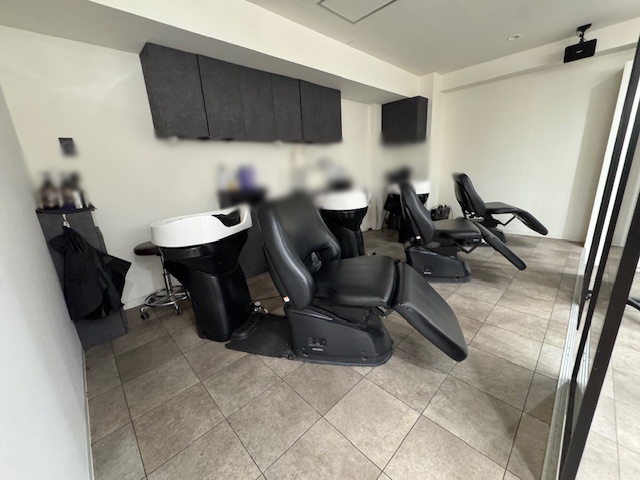 円山公園駅至近の30坪美容室居抜き！ : 美容室の居抜きです