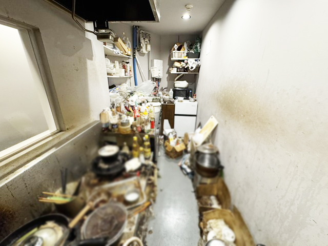  すすきの中心部 人気飲食店ビル2階10坪 中華居酒屋居抜き物件！ : 業種相談物件！