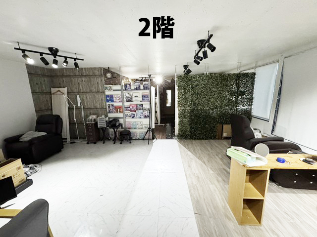 大麻エリア 厚別北も商圏内 駐車場5台 美容室居抜き物件！ : 大麻エリアの1階21坪、2階24坪美容室居抜き！