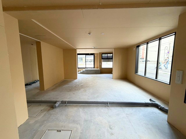 桑園エリア！1階路面店24坪スケルトン物件！ : ・1階路面店！