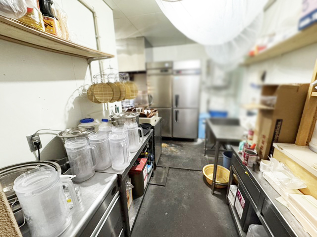 月寒エリア 駐車場8台 1棟貸で1賃料17万円！ 蕎麦屋居抜き物件！ : 月寒エリアの1棟貸物件！