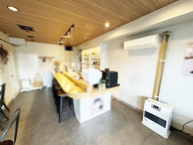 手稲エリア 1階路面15坪 駐車場3台付 ペット同伴カフェ居抜き物件！ : 手稲エリアのカフェ居抜き物件！