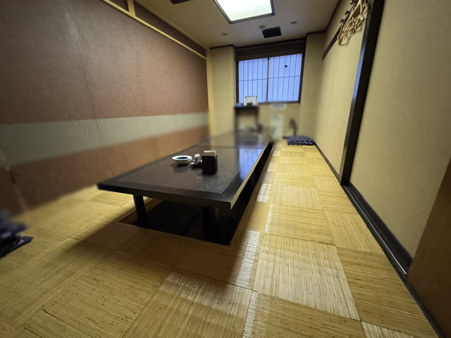 【賃料坪7300円！】すすきのエリアの55坪ワンフロア　個室居酒屋居抜き店舗！ : 