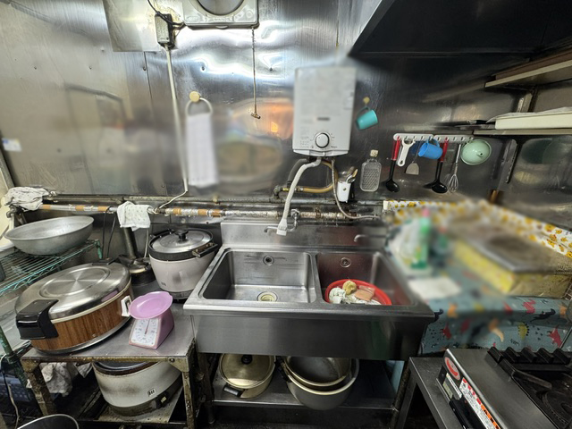  【賃料6万】南区の1階路面6.21坪の弁当店居抜き店舗！ : 