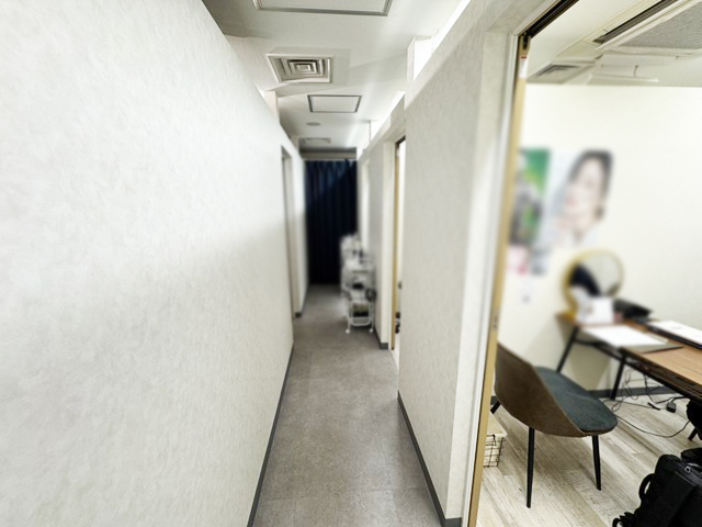 【譲渡金0円】札幌駅エリア 希少な16坪 駅出口側の人気ビル エステ居抜き物件！ : ※写真は営業当時の写真となり現状と異なります。